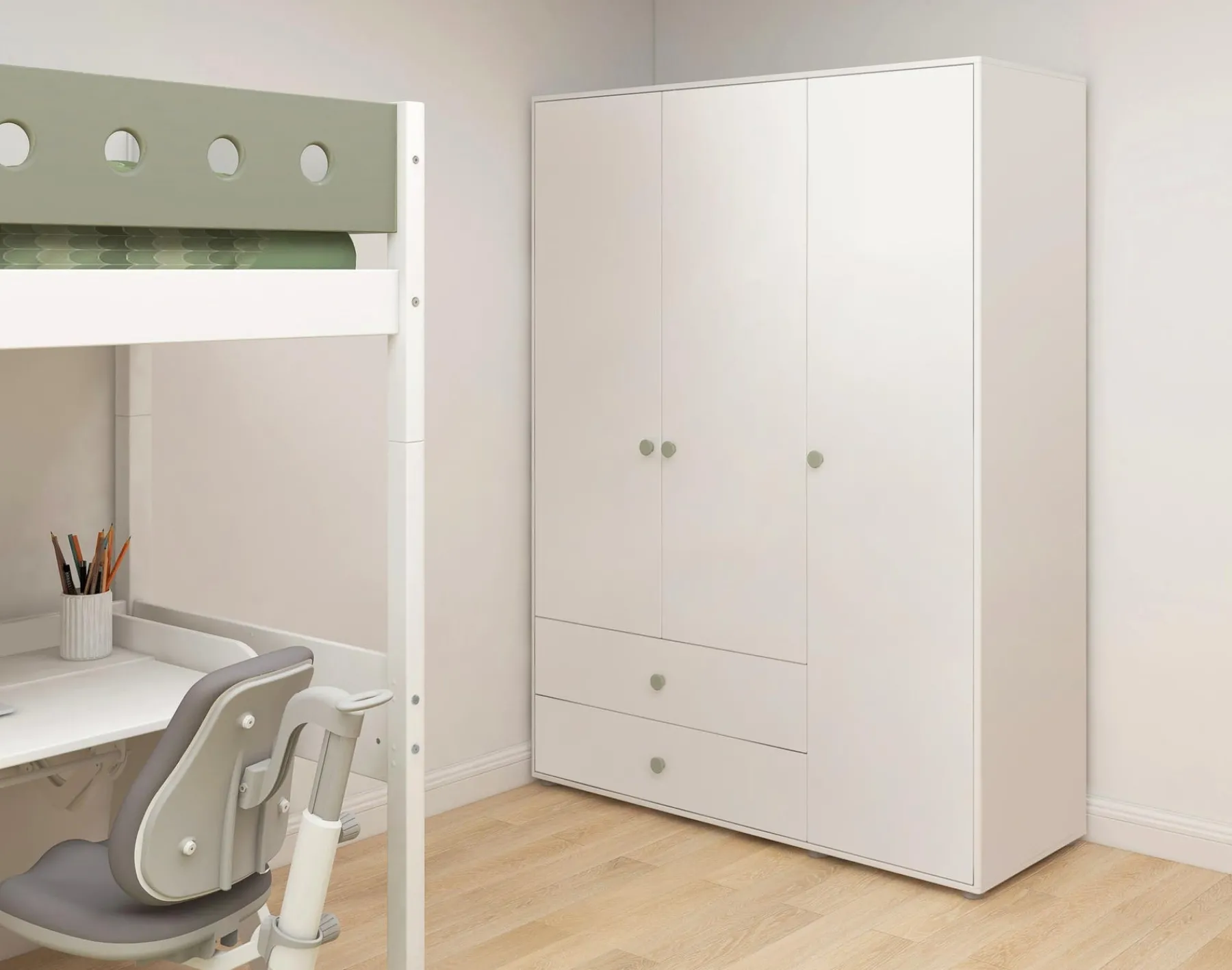 FLEXA Kleiderschrank, 3 Türen + 2 Schubladen White/naturalgreen Store